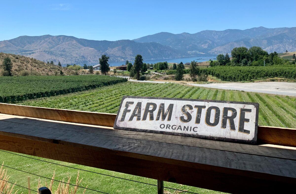 Farm Store Spring Time at Chelan Ranch