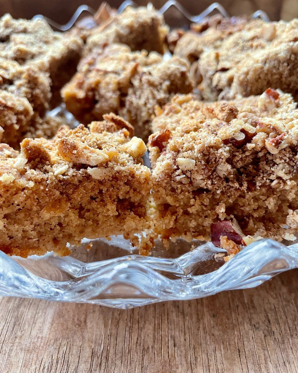 Chelan Ranch Einkorn Honeycrisp Cake